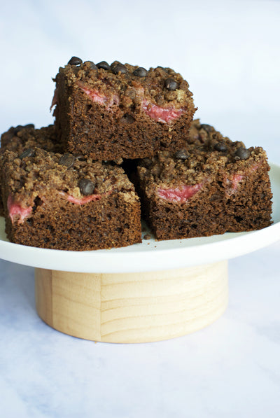 Rhubarb, strawberry chocolate streusel sponge